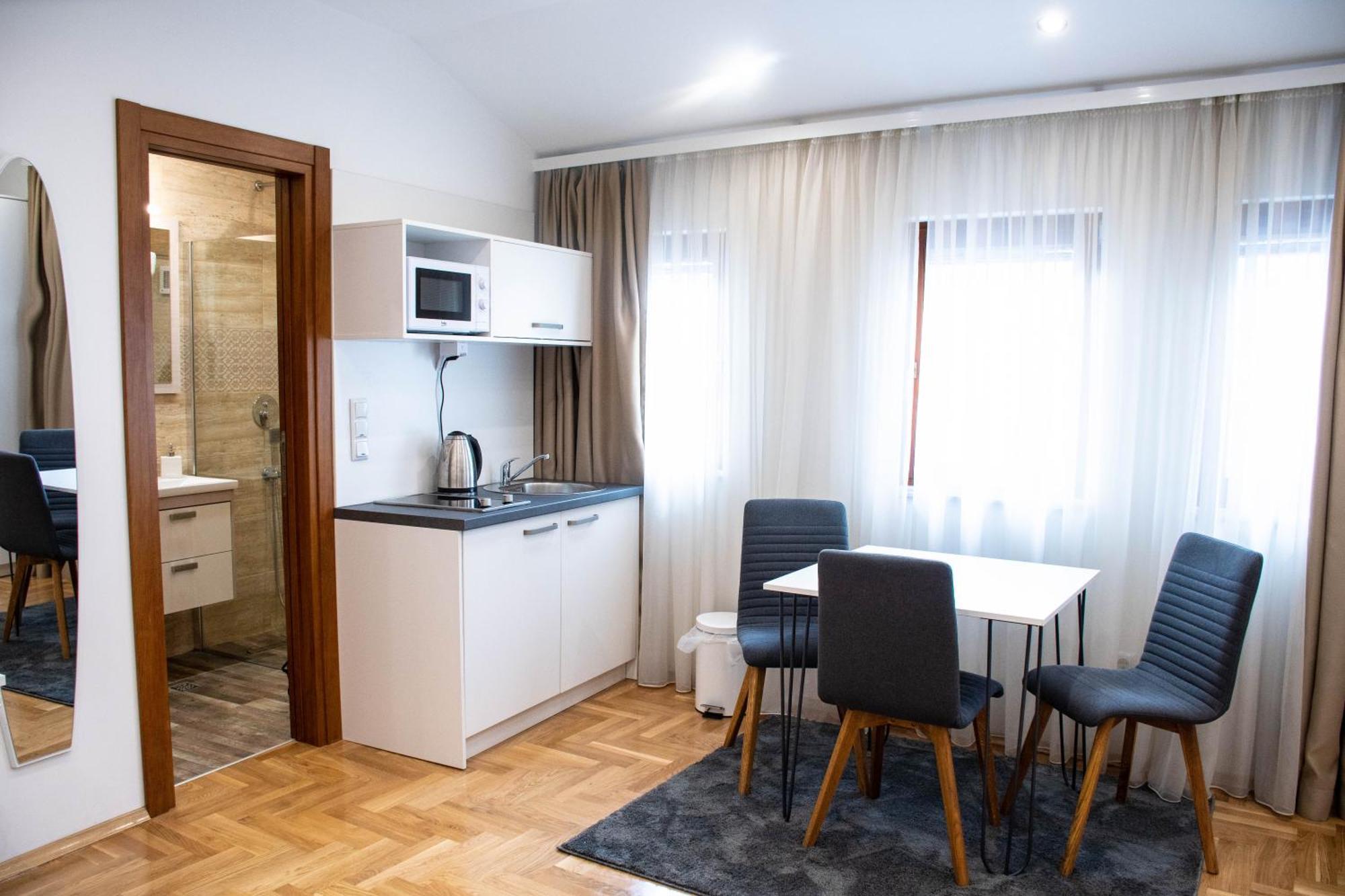 Zambak Apartments ซาราเยโว ภายนอก รูปภาพ